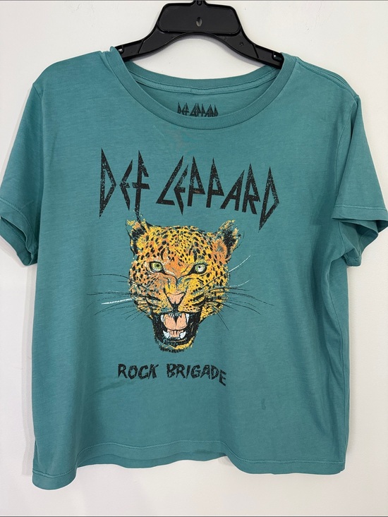 Tops - JUNIORS Deaf Leppard top size XL ** See description**